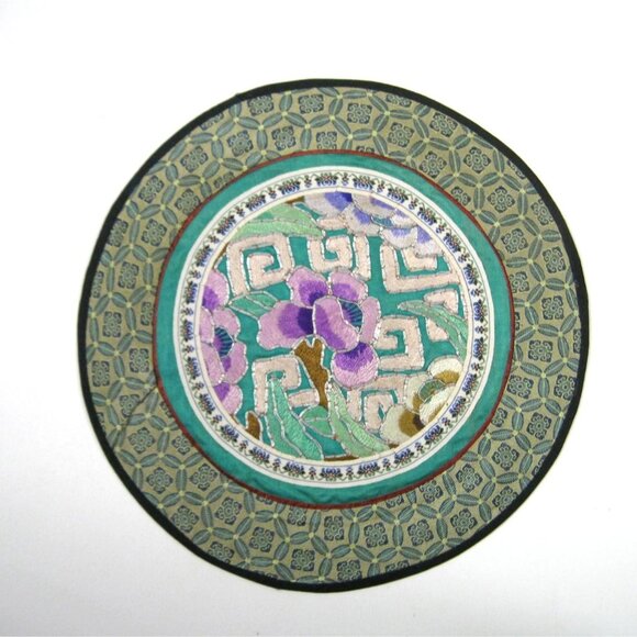 Vintage Asian Chinese Embroidered Silk Art Floral Panel Handmade Textile Round - Picture 1 of 6